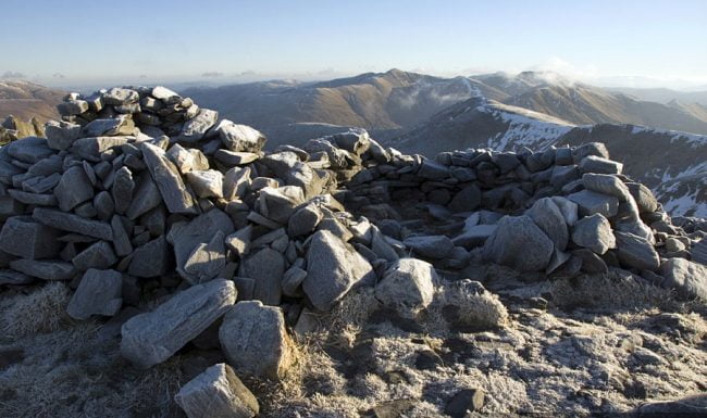 Summit shelter of Beinn Fhada
