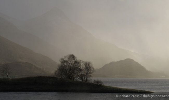 Loch Leven (cloud)